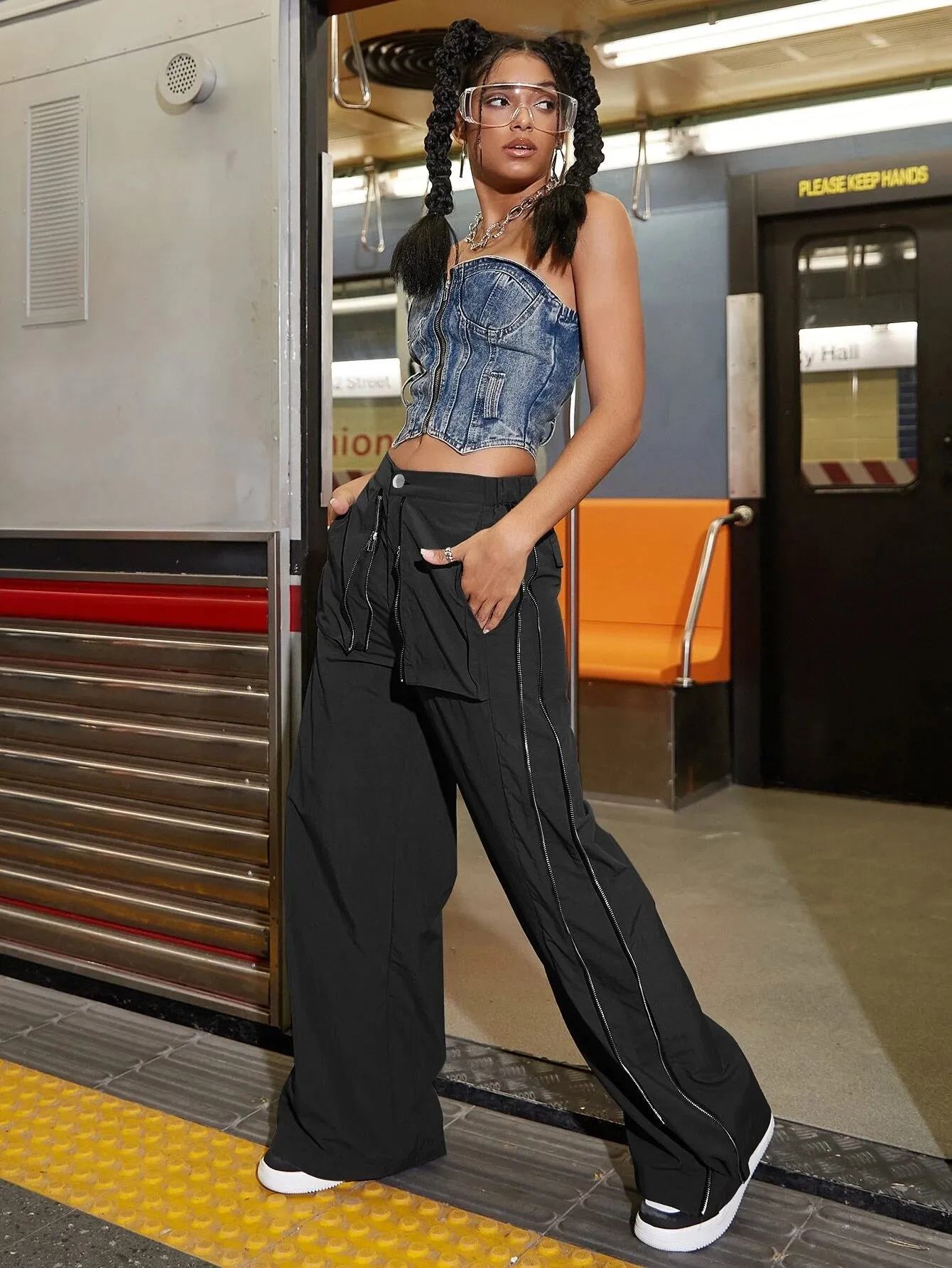 Flap Pocket Wide Leg Cargo Pants