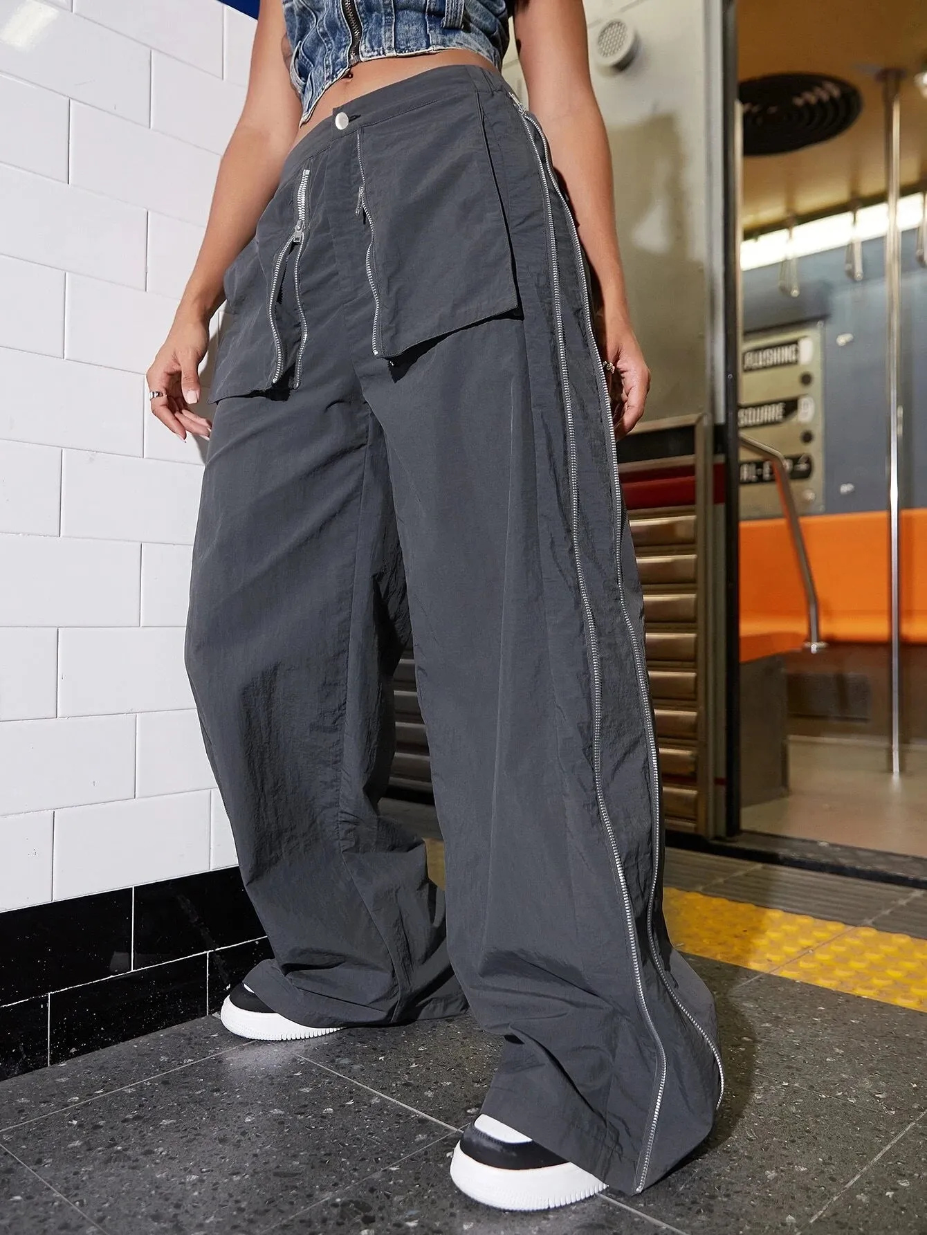 Flap Pocket Wide Leg Cargo Pants