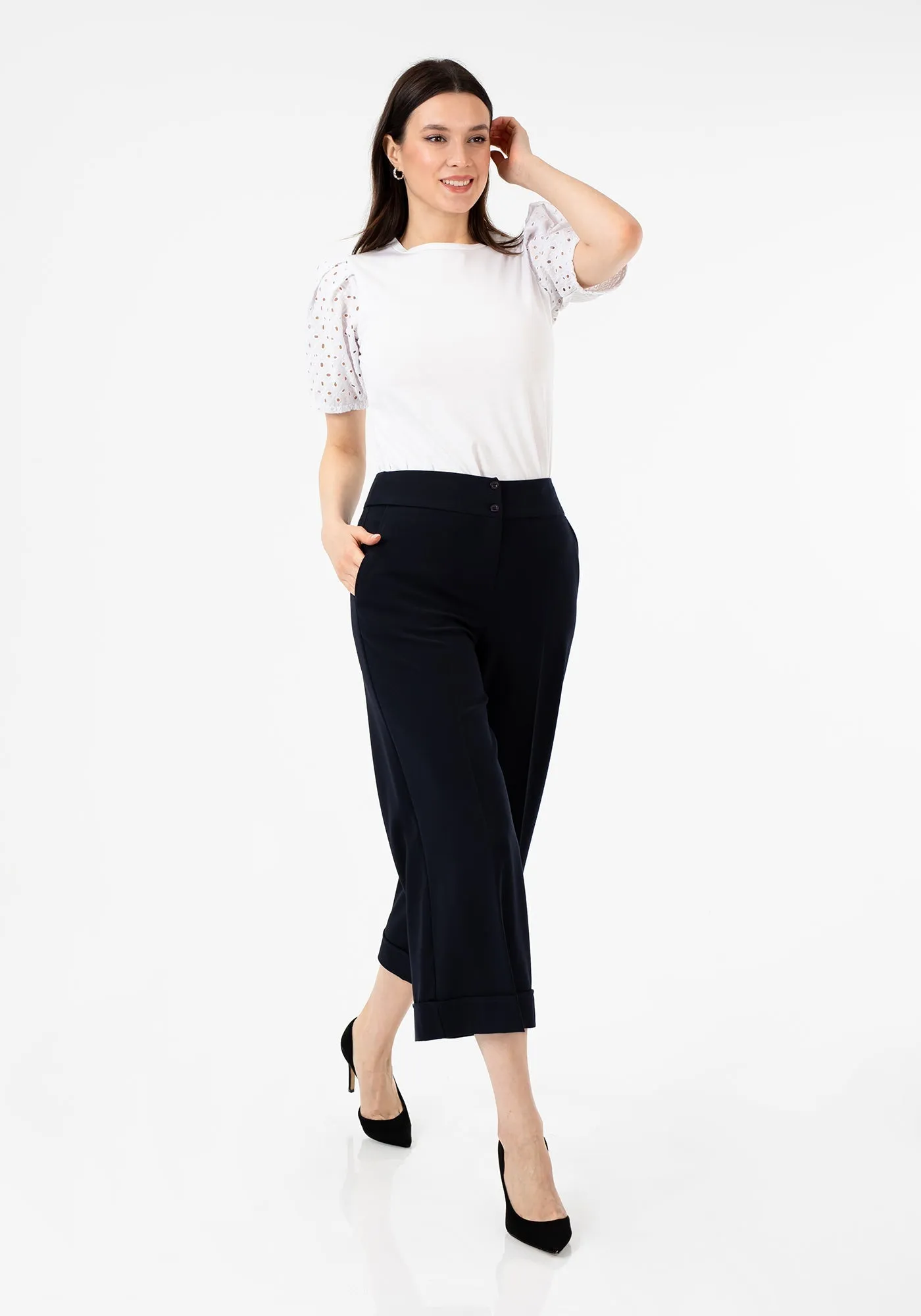 G-Line Wide Leg Cropped Pants