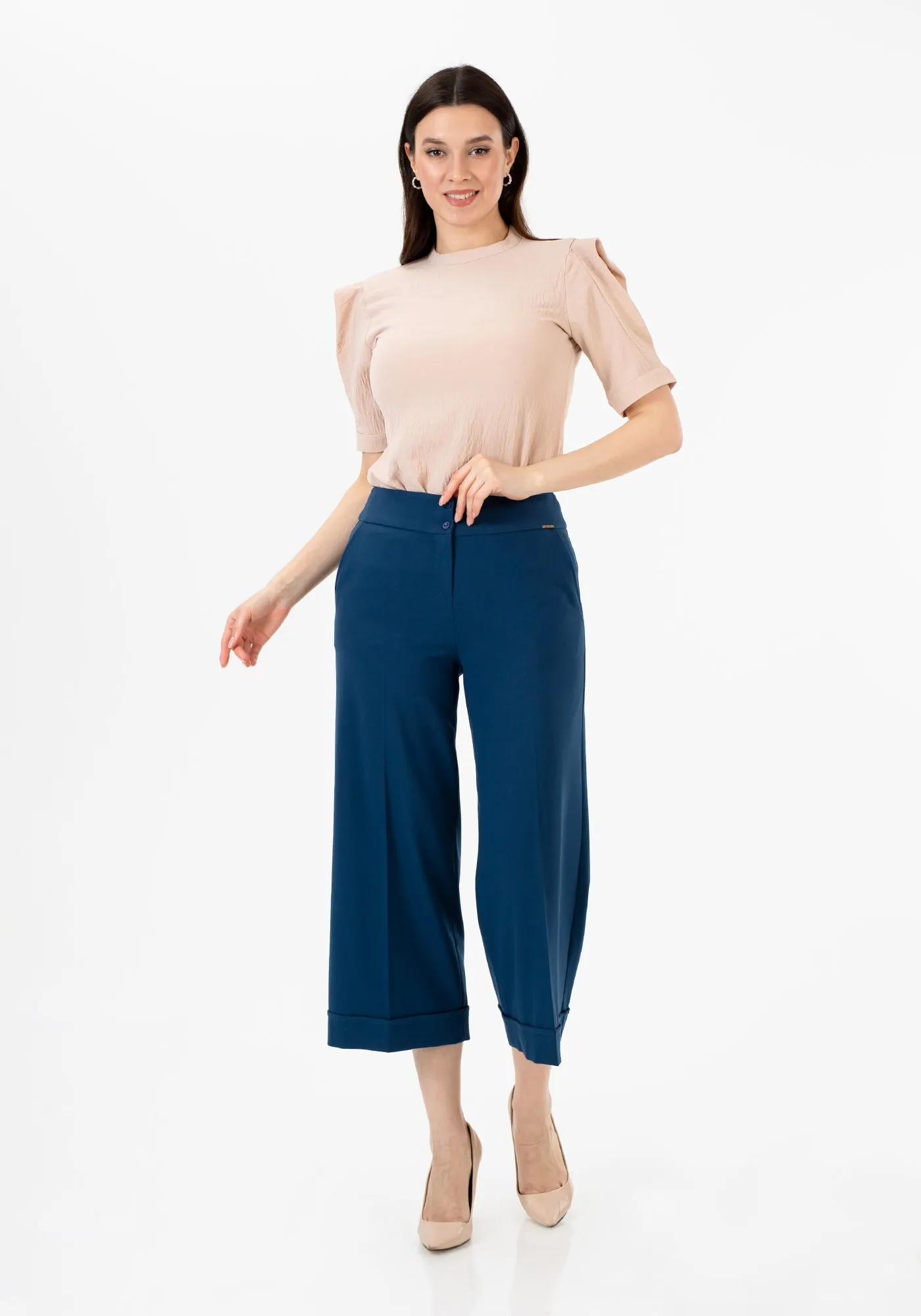 G-Line Wide Leg Cropped Pants