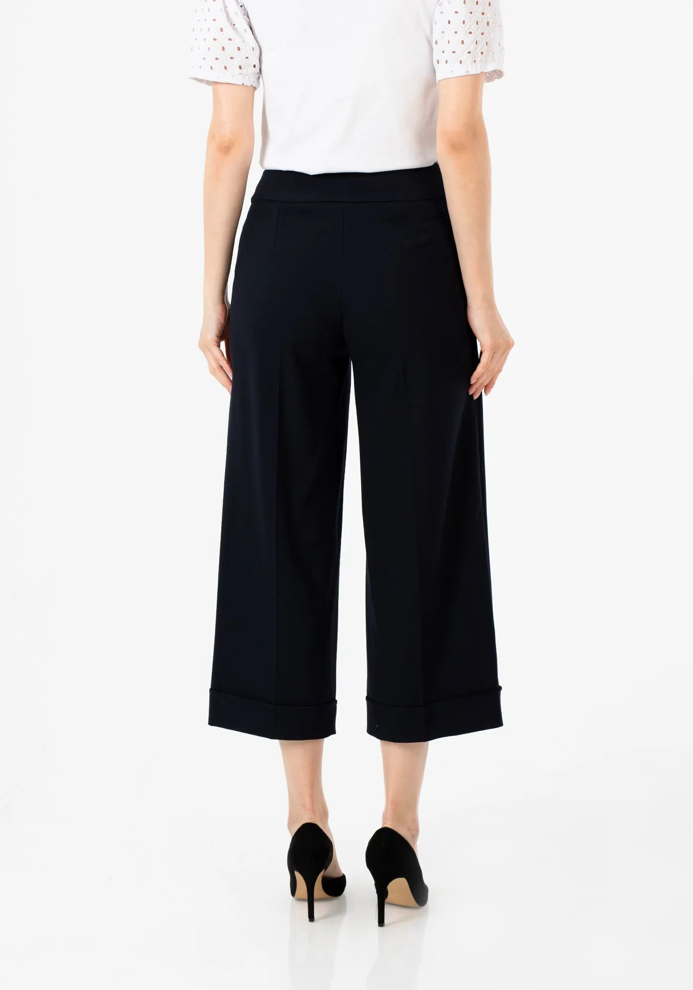 G-Line Wide Leg Cropped Pants