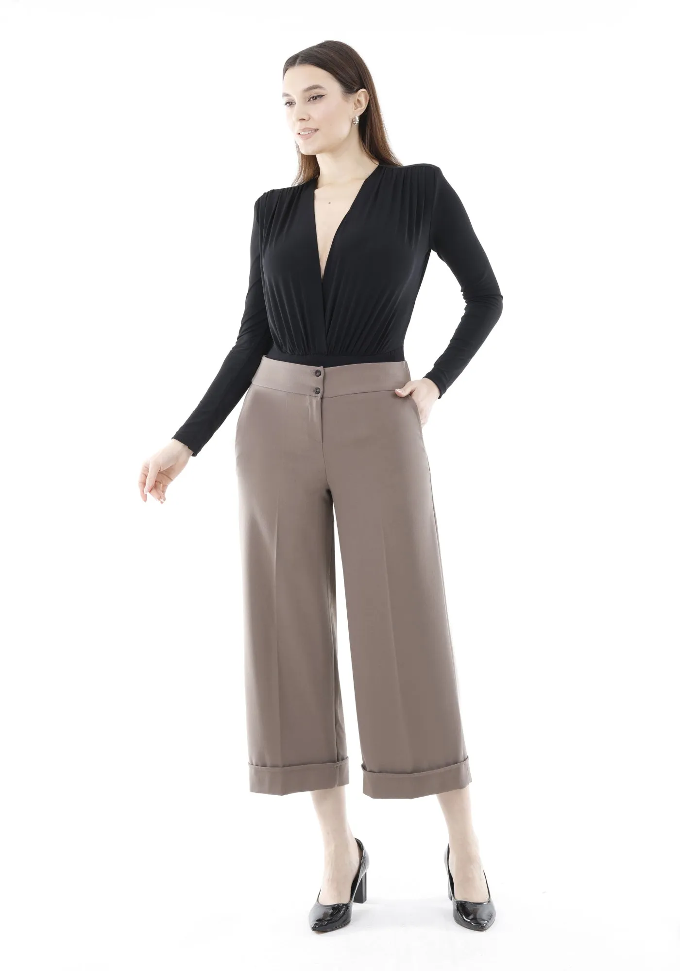 G-Line Wide Leg Cropped Pants