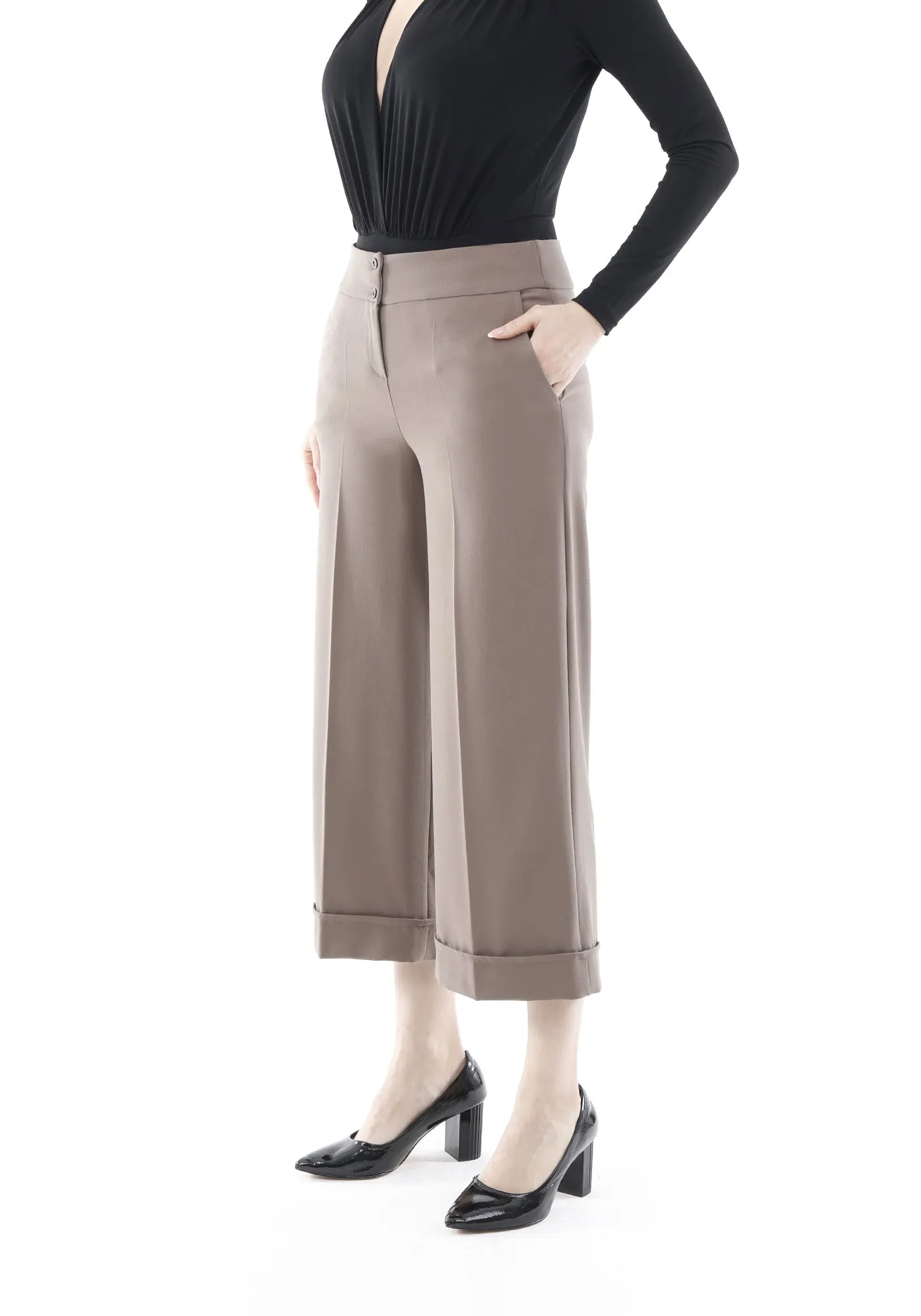 G-Line Wide Leg Cropped Pants